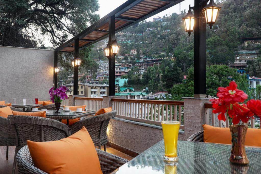 Vinsober Monal Hotel Nainital Eksteriør billede